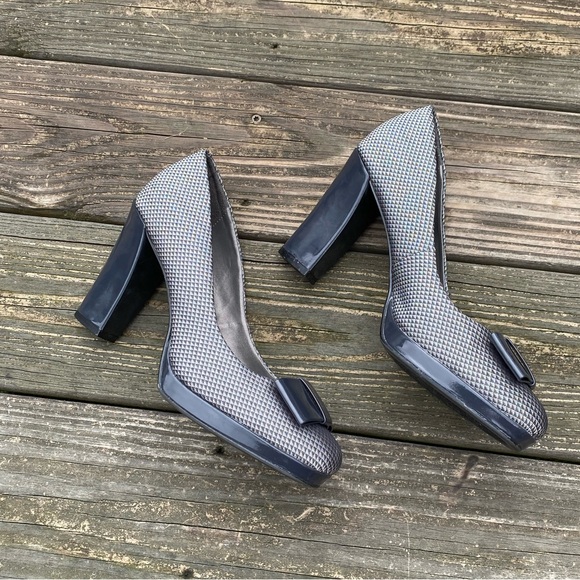 Ann Marino silver gray pumps sz 10 block heel fabric upper with bow - Picture 5 of 16